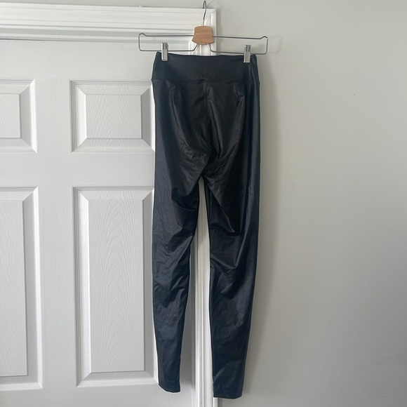 Aerie Offline Faux Leather Black Leggings - Picture 3 of 4